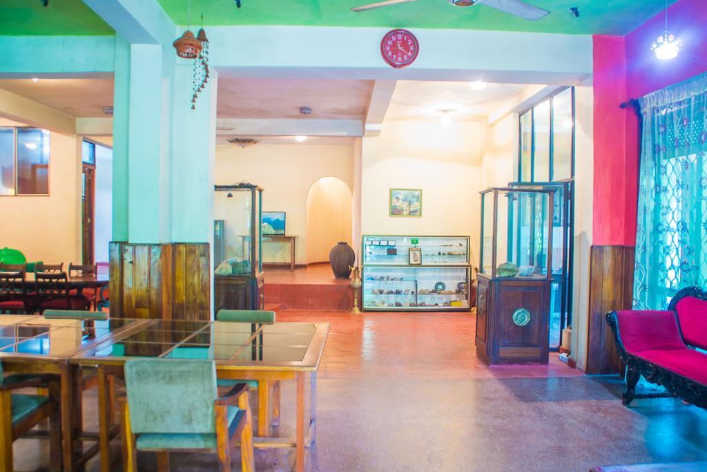 Hotel Gem Land รัตนปุระ ภายนอก รูปภาพ