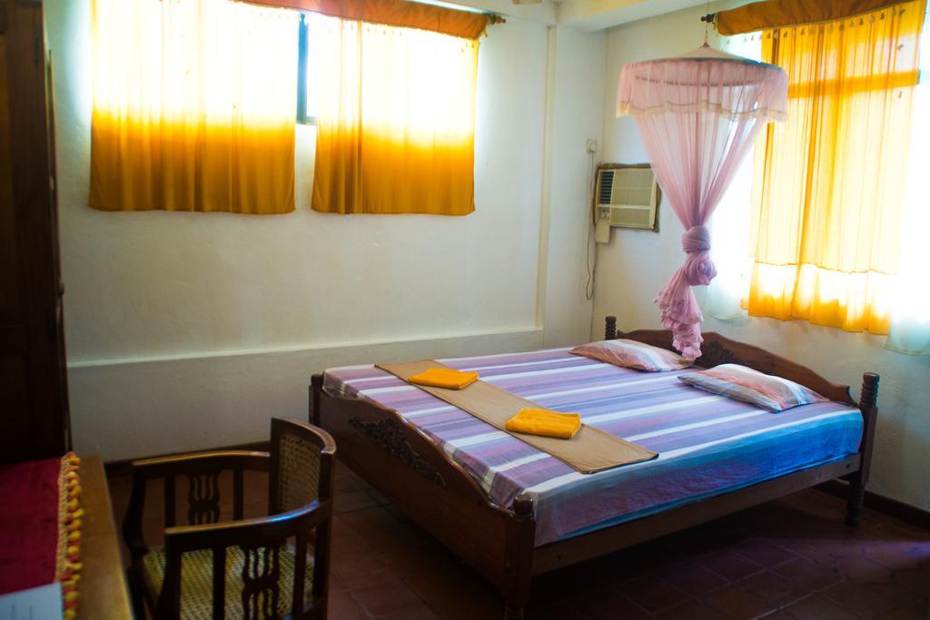 Hotel Gem Land รัตนปุระ ภายนอก รูปภาพ